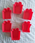 Brand Castle Silicone Baking Cups Set Of 6 "present W/ Bow" Gift Shape Cupcake. Fixed Price $5.75.