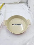 Le Creuset Baking Dish 22. Fixed Price $45.00.