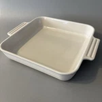 Creuset Meringue 9"X9" Square Stoneware Enamel Pan-dish Bakeware Excellent. Fixed Price $22.77.