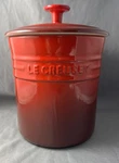 Le Creuset Cerise Red Stoneware Small 2.5 Quart Canister Storage Jar With Lid. Fixed Price $79.97.