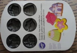 New Wilton 12 Cavity Non Stick Cookie Pan Purse / Castle Lips Flower. Fixed Price $7.56.