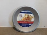 Usa Commerical Bakeware Pie Pan 9" Non Stick Coating New #2. Fixed Price $15.00.