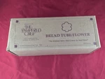 Vintage Pampered Chef Bread Tube Flower Shaped NO.1550-6/96. Fixed Price $6.75.