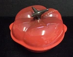 No Box Creuset Cerise Tomato Cocotte Casserole Stoneware 250ML / 8FL Oz. Fixed Price $50.00.