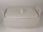 World Market Ivory Speckled Bakeware Casserole Dish With Lid. Fixed Price $31.18.
