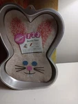 Wilton Bunny Rabbit Cake Pan Mold 1992 2105-9438 Face Ears Up- Free Shipping!!. Fixed Price $13.00.