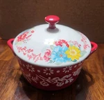 Pioneer Woman Pink Fancy Flourish Mini Casserole Stoneware Dish With Lid Floral. Fixed Price $9.75.