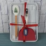New Social Chef 4-PC Baking Set Christmas Gift Tray Pan Spatula Scoop/serve. Fixed Price $18.71.
