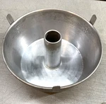 Vintage Mirro Aluminum 5304 Solid One Piece Tube Cake Pan Made Usa. Fixed Price $30.00.