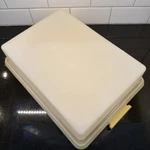 Vintage Tupperware Cake Taker 622-7 Lid 623-7 Harvest Gold Base Rectangle Large. Fixed Price $15.97.