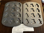 Wilton Christmas Cookie Non Stick Baking Molds 12 Cavity Set Of. Fixed Price $10.00.