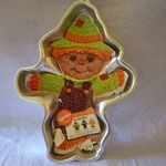 Wilton Leprechaun Witch Scarecrow Clown Halloween Party Cake Pan Mold. Fixed Price $11.49.