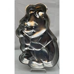 Wilton Winnie The Pooh Cake Pan Vintage 1971 Disney Aluminum Mold 515-401 Ding. Fixed Price $14.99.