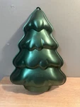 Wilton Christmas Tree Cake Pan 2002 No. 2105-2081. Fixed Price $10.00.