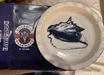 Cuisine & Company Dockside Bakeware 10" Au Gratin Pie Dish Sea Shell Design. Fixed Price $19.95.
