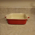 Le Creuset Red 6" Square Baking Dish 10-22.. Fixed Price $16.09.