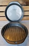 Set Of 2 Ekco Baker's Secret M95 8" Cake Pans With 1 Baking Rack. Fixed Price $8.99.