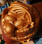 Game Of Thrones Think Geek Htf Sleeping Dragon And Eggs 10" Metal Heavy Cake Pan. Fixed Price $73.00.