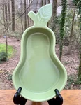 Chantal 2003 Green 1 Qt Pear Shaped Bakeware: Freezer-oven-serve-dishwasher. Fixed Price $24.95.