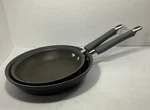Pampered Chef 8 And 10 Titanium Anodized Non Stick Skillet Frying Pan Set Of 2. Fixed Price $59.00.