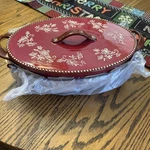 Temptations Ovenware Floral Lace 3.QT.CASSEROLE Dish-stand-lid. Fixed Price $29.69.
