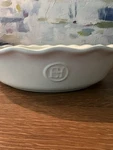 Emile Henry France White Ruffled Ceramic Deep Pie Dish 9" Modern Classics 61.21. Fixed Price $32.00.