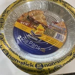 Reynolds Kitchen 16 Pie Pans With 2 Lids Dia X 5/8. Fixed Price $28.00.