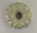 Nordic Ware 12 Cup Heavy Cast Aluminum 10" Best Bundt Cake Pan Cream Color Usa. Fixed Price $14.99.