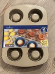 New Crofton Brownie, Cheesecake & Cookie Bowl Pan Non-stick Carbon Steel. Fixed Price $11.95.