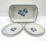 Pfaltzgraff Yorktowne 12" Baking Dish Casserole Pan With Side Plates Usa. Fixed Price $32.00.