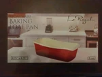 Le Regalo 5-CUP Stoneware Baking Loaf Pan Red. Fixed Price $22.75.