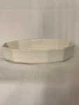 Vintage Pfaltzgraff Heritage White 9.5" Baker Oval Stoneware Baking Dish Oven. Fixed Price $25.25.