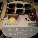 Wilton Ultra Bake Professional 12 Cavity Non-stick Brownie Pan Dishwasher Safe. Fixed Price $25.00.
