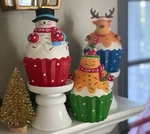 Temp-tations Set Of 3 Baby Bakes Cupcakes Pedestals. Fixed Price $55.97.