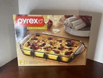 Pyrex Christmas Tree Basket & Casserole Dish Serving Set 9X13 Holiday New Box. Fixed Price $39.99.