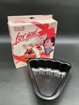 Nib Kaiser Backform Tortenst 25CM. Fixed Price $28.99.