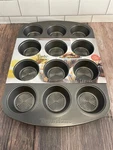 Range Kleen Taste Of Home Non-stick Metal Muffin Pan, 12 Cup **new**. Fixed Price $14.95.