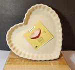Le Creuset Cerise Red Fluted Heart Tart Dish 11.5" Love Stoneware Pie Baking Nib. Fixed Price $66.96.