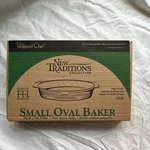 Pampered Chef Traditions Small Oval Stoneware In Box. Fixed Price $30.00.