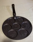 Nordic Ware Mini Griddle Skillet Farm Animals Makes 7 Small Pancakes. Fixed Price $12.00.