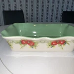 Pioneer Woman 2818DMT 9 X 13 Baking Pan Casserole Dish Polkadots Ruffled Edge. Fixed Price $44.99.