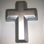 Vintage 1972 Wilton Cross Aluminum Cake Pan # 2105 -2509. Fixed Price $9.39.