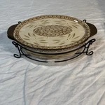 Temptations Old World 2.5 Qt 13 Brown Casserole Bake Dish W/ Lids Stand. Fixed Price $19.99.