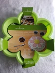 New Green Croften 9.3" X 9.8'' Silicone Bakeware Floral Flower Pan. Fixed Price $8.99.