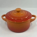 Creuset Stoneware Mini Round Cocotte Casserole Dish Volcanic Orange 8OZ. Fixed Price $22.00.