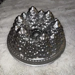 Nordic Ware Christmas Bundt Cake Pan Cast Aluminum Pine Forest Trees Euc. Fixed Price $17.00.