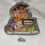 Garfield The Cat Wilton Cake Pan #2105-2447 Missing Face Insert 1981. Fixed Price $16.99.
