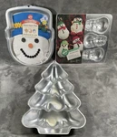 Wilton Lot Of 3 Holiday Cake Pans Snowman Tree Mini Snowmen Christmas Baking. Fixed Price $22.39.