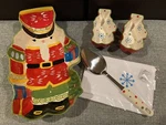 Temptations Figural 2-QUART Bowl & Ramekins Set / Nutcracker 944644 New. Fixed Price $49.99.