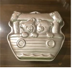 Wilton Noah's Ark Shaped Aluminum Cake Pan Silver Non-stick Oven Safe 2105-2025. Fixed Price $15.00.
